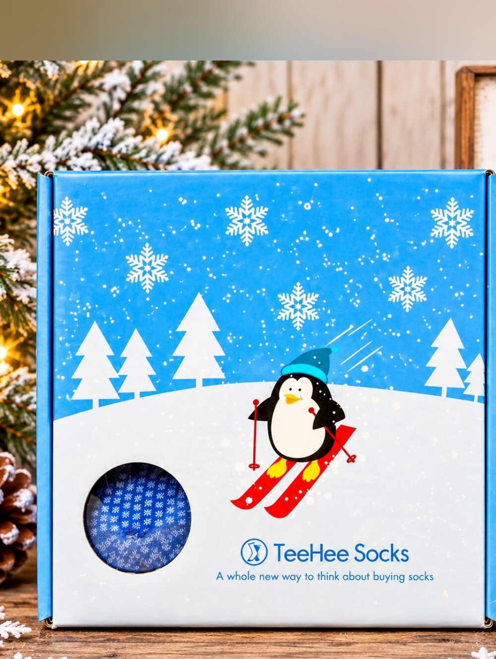 New Women's TeeHee Crew Socks